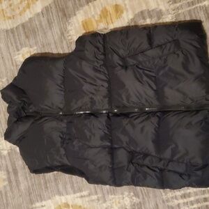 Nwt old navy black vest size 14 to 16